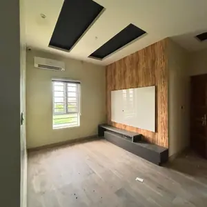 Fully Detached 4 Bedroom Duplex image 7