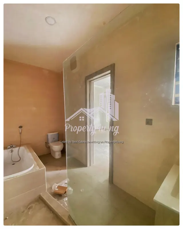 4 Bedroom Terrace Duplex