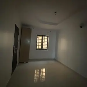 3 Bedroom Apartment image 4