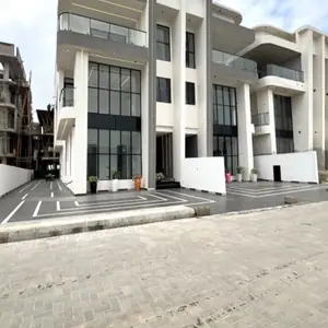 5 Bedroom Semi-Detached Duplex