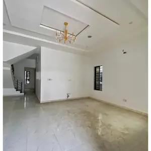 4 Bedroom Duplex image 3