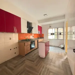 3 Bedroom Apartment image 7