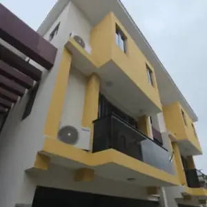 Detached Duplex image 2