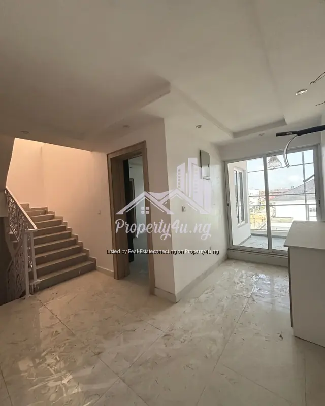 5 Bedroom Terrace Duplex