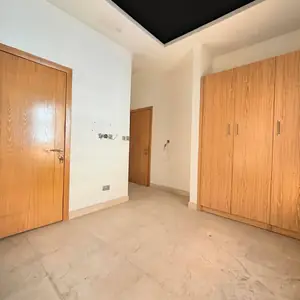 Fully Detached 4 Bedroom Duplex image 5