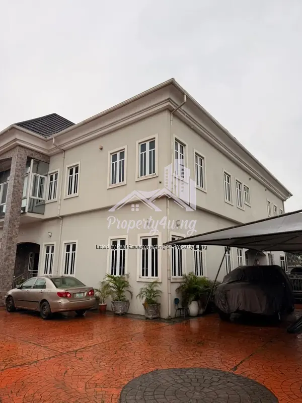 6 Bedroom Luxury Detached Duplex