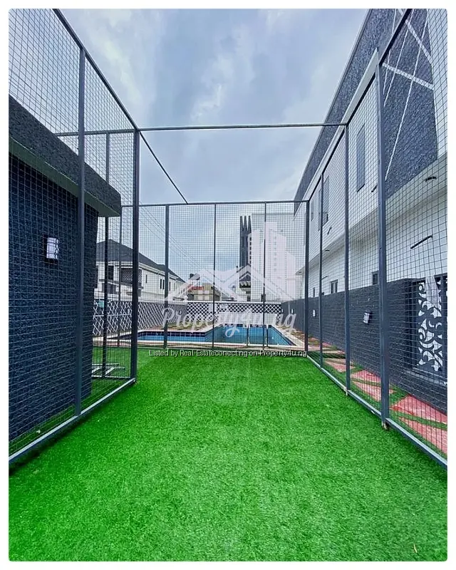 4 Bedroom Duplex