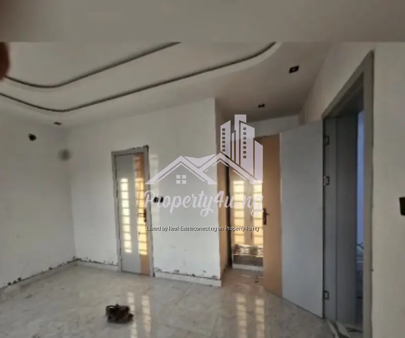 Brand New 3 Bedroom Flat.