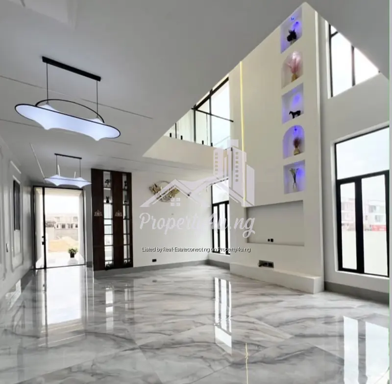 5 Bedroom Semi-Detached Duplex