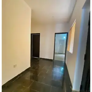 3 Bedroom Apartment image 5