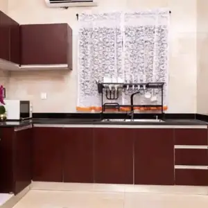 5 Bedroom Apartment image 3