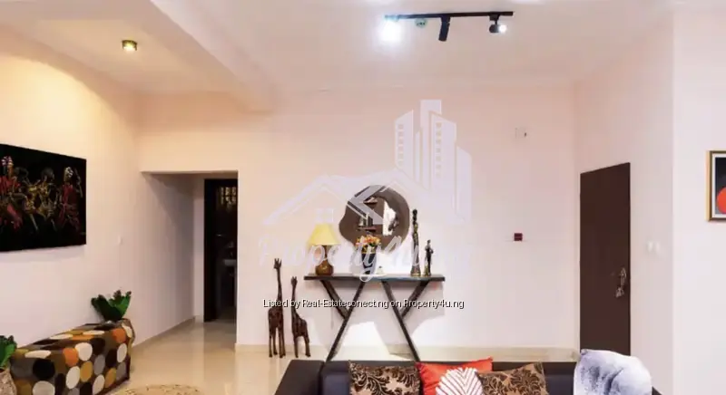 5 Bedroom Apartment