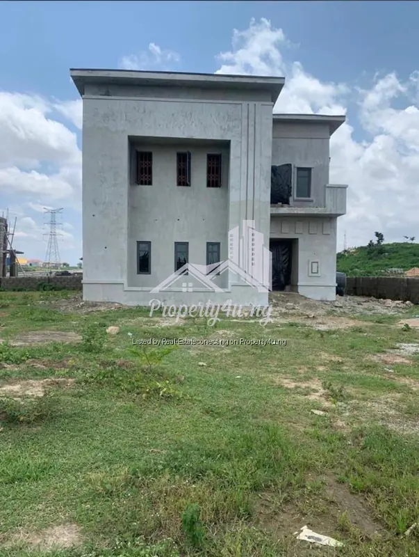 5 Bedroom Duplex